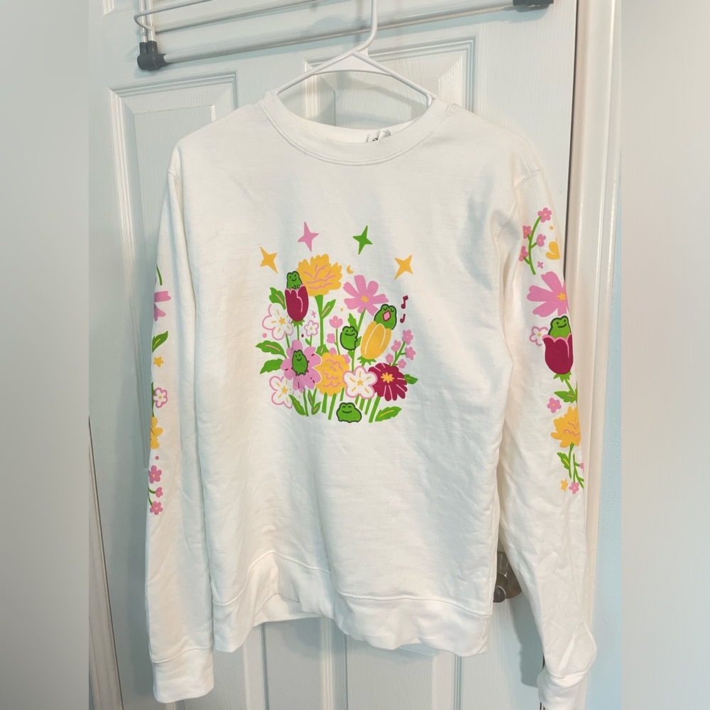 Oversized Floral Frog Sweatshirt